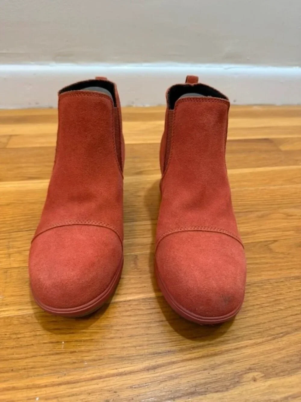 Sorel Evie Pull On Suede Wedge Heel Booties Lug Warp Red Sz 8